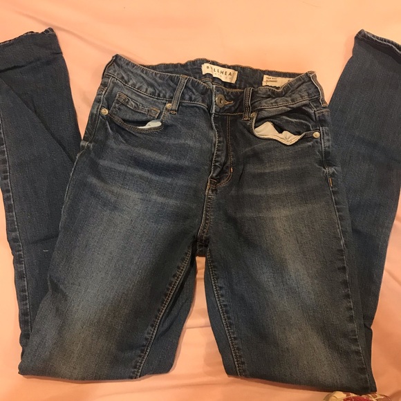 Bullhead high rise skinniest jeans - Picture 1 of 2